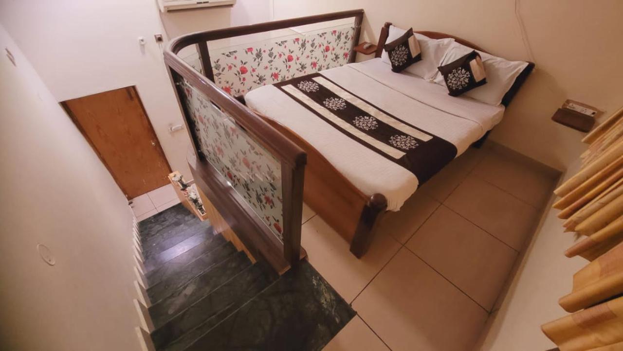 New Jaganmohana Comforts Mysore Exteriör bild