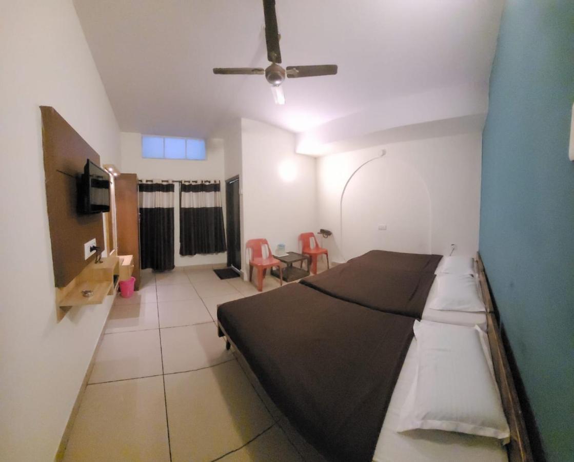 New Jaganmohana Comforts Mysore Exteriör bild