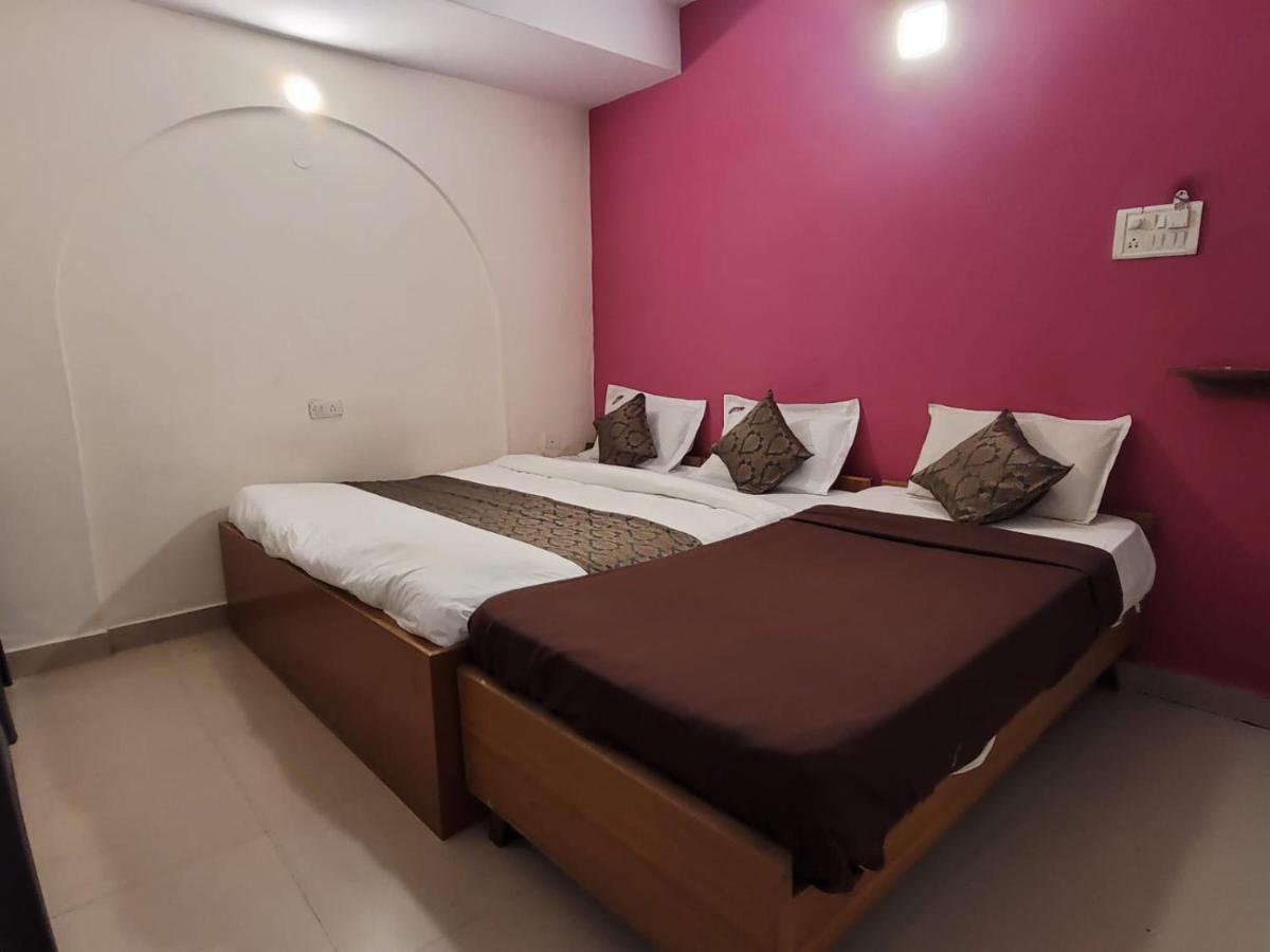 New Jaganmohana Comforts Mysore Exteriör bild